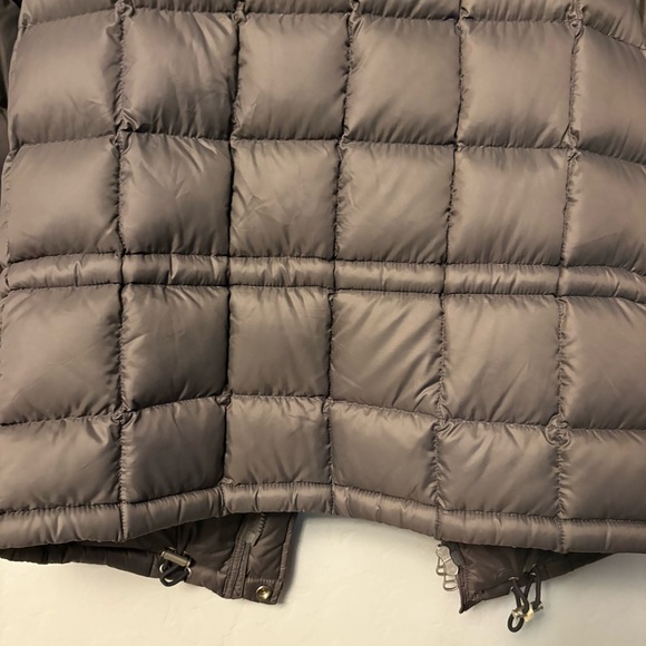 Ralph Lauren women's gray down feather filled puffer jacket size medium - Picture 15 of 16